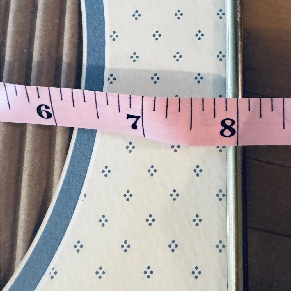 Vintage Blue White Ditsy Dot Picture Frame Oval Opening Bow Detail 8x10